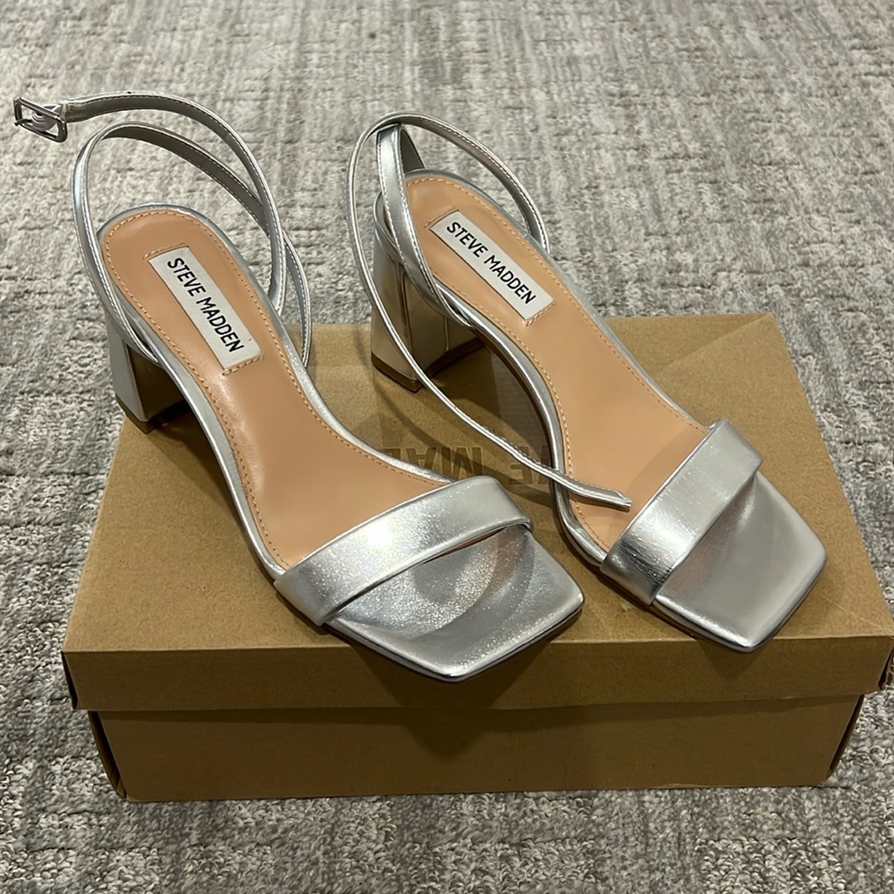 Steve Madden Silver Heels